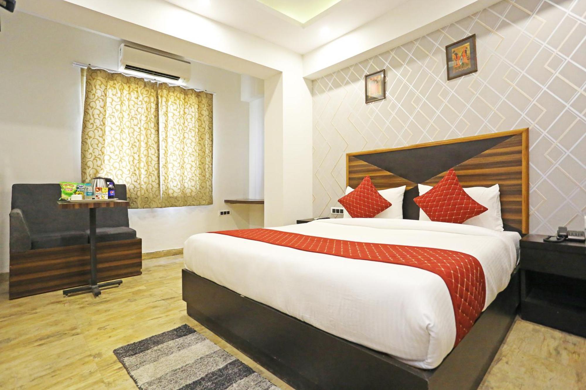 Airport Hotel Gross Palace Neu-Delhi Exterior foto