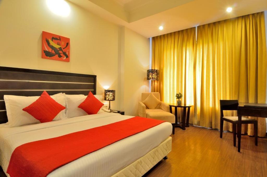 Airport Hotel Gross Palace Neu-Delhi Exterior foto