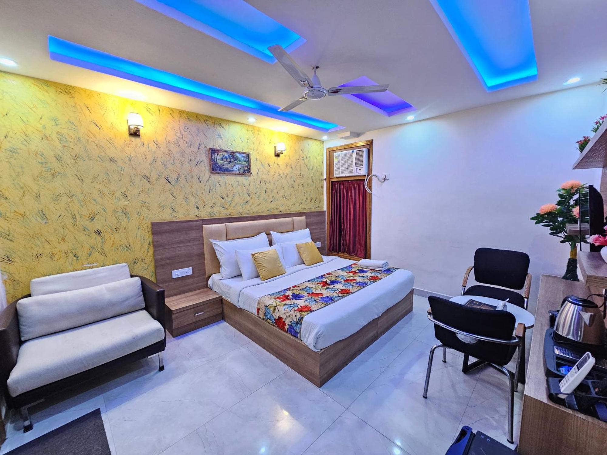 Airport Hotel Gross Palace Neu-Delhi Exterior foto