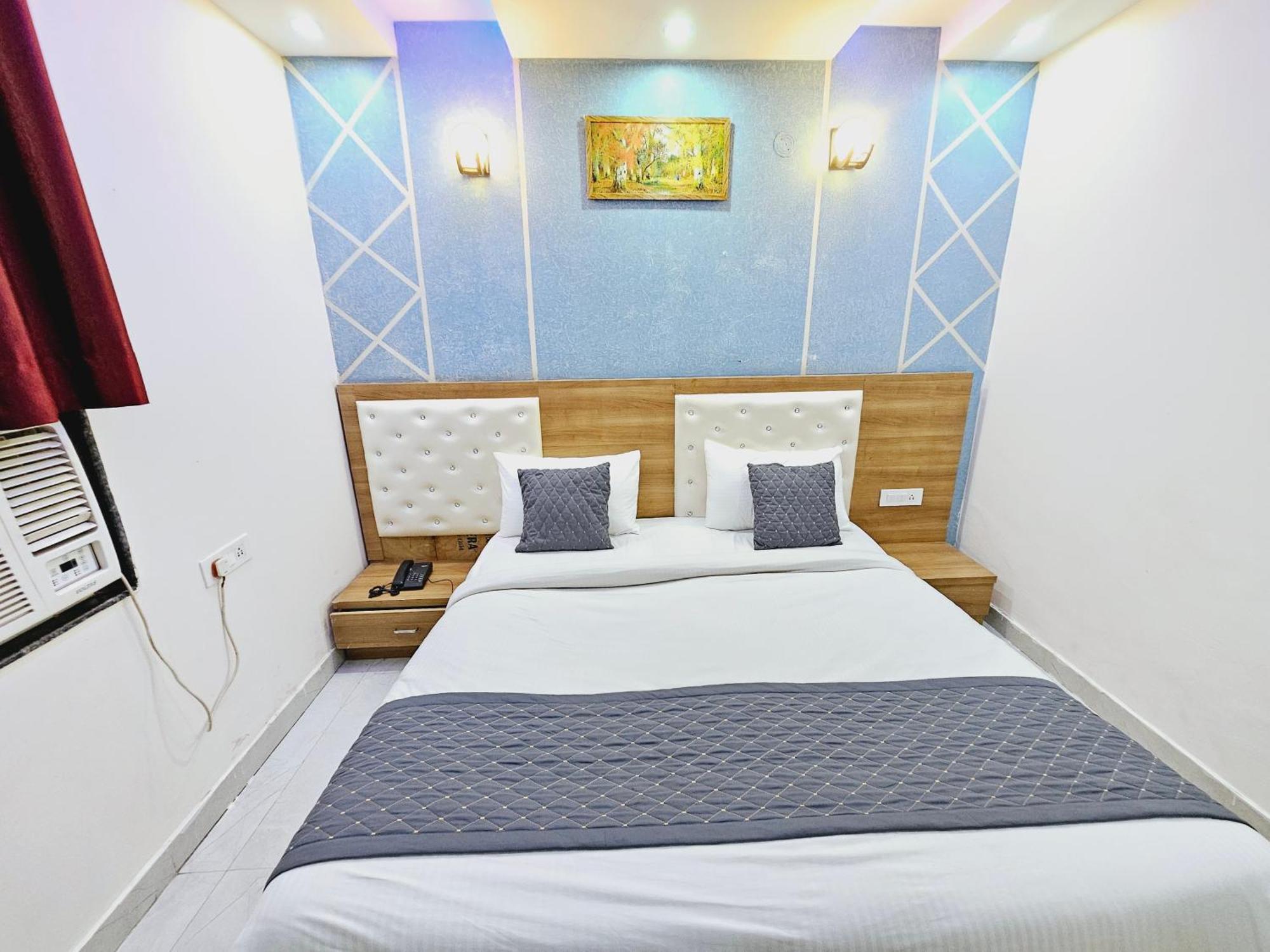 Airport Hotel Gross Palace Neu-Delhi Exterior foto